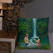 Load image into Gallery viewer, Hawaii Islands Premium Pillow
